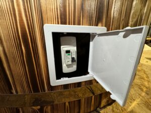 Noplūdes drošinātājs drošai stiklašķiedras kubla lietošanai